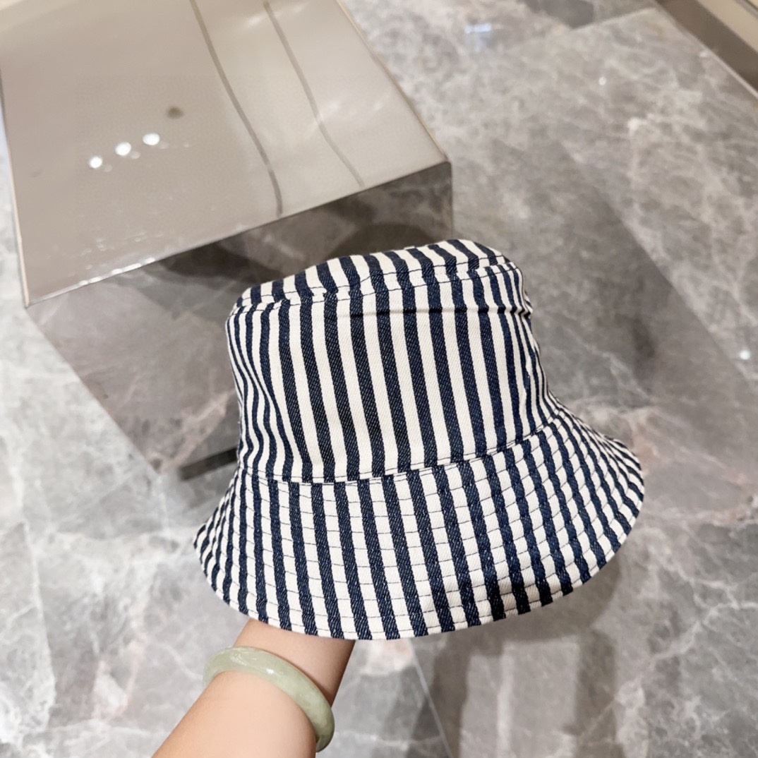 Miu Miu Caps